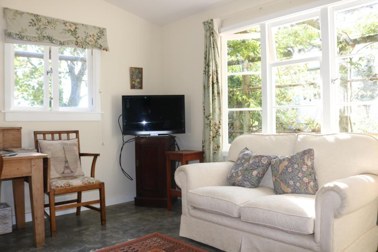 The Leafy Flat Apartment Havelock North Exterior foto